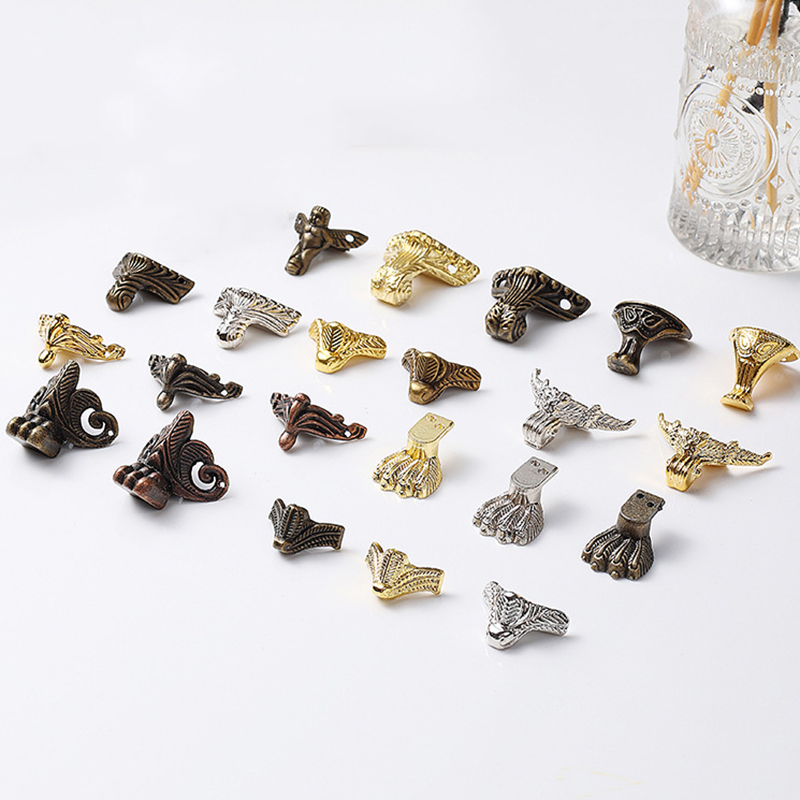 Caja antigua con patas de made - Body Jewelry Display Case reseña y precio