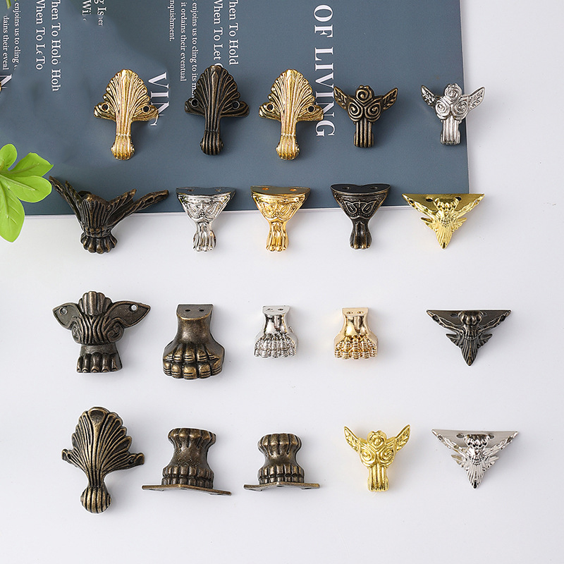 Caja antigua con patas de made - Body Jewelry Display Case reseña y precio