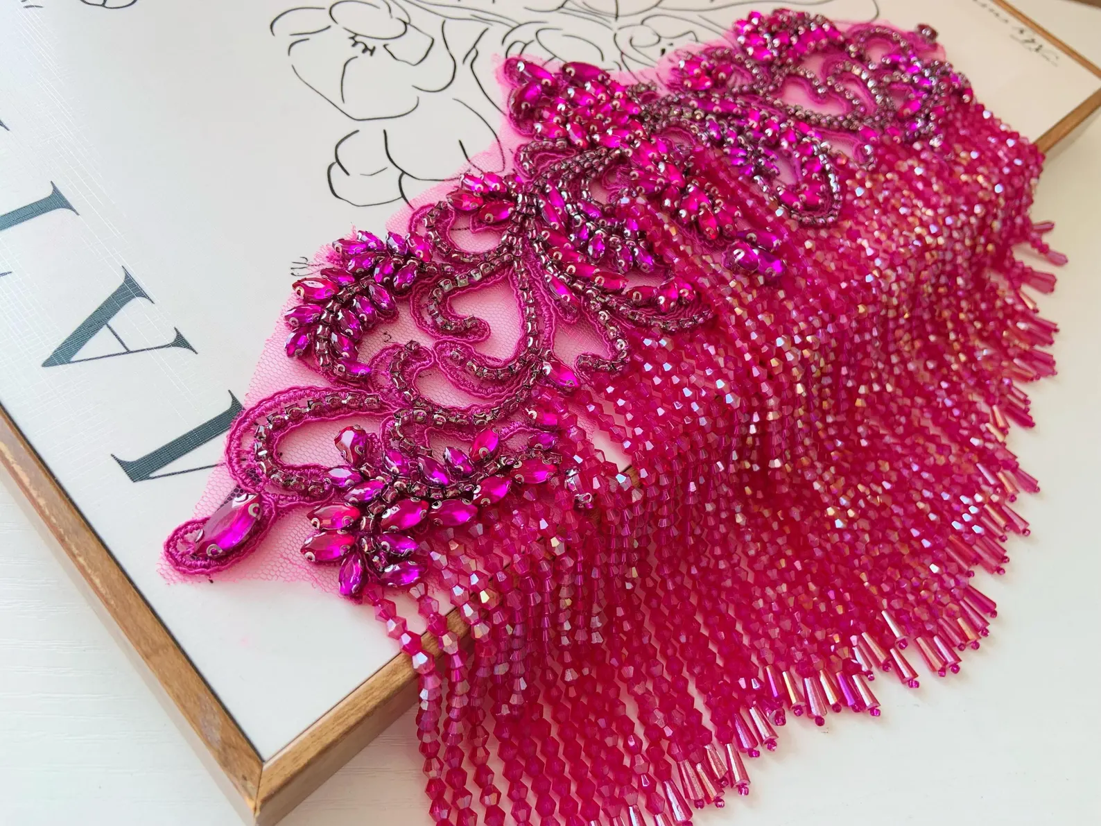 Parche con apliques de diamant - Body Jewelry Hot reseña y precio